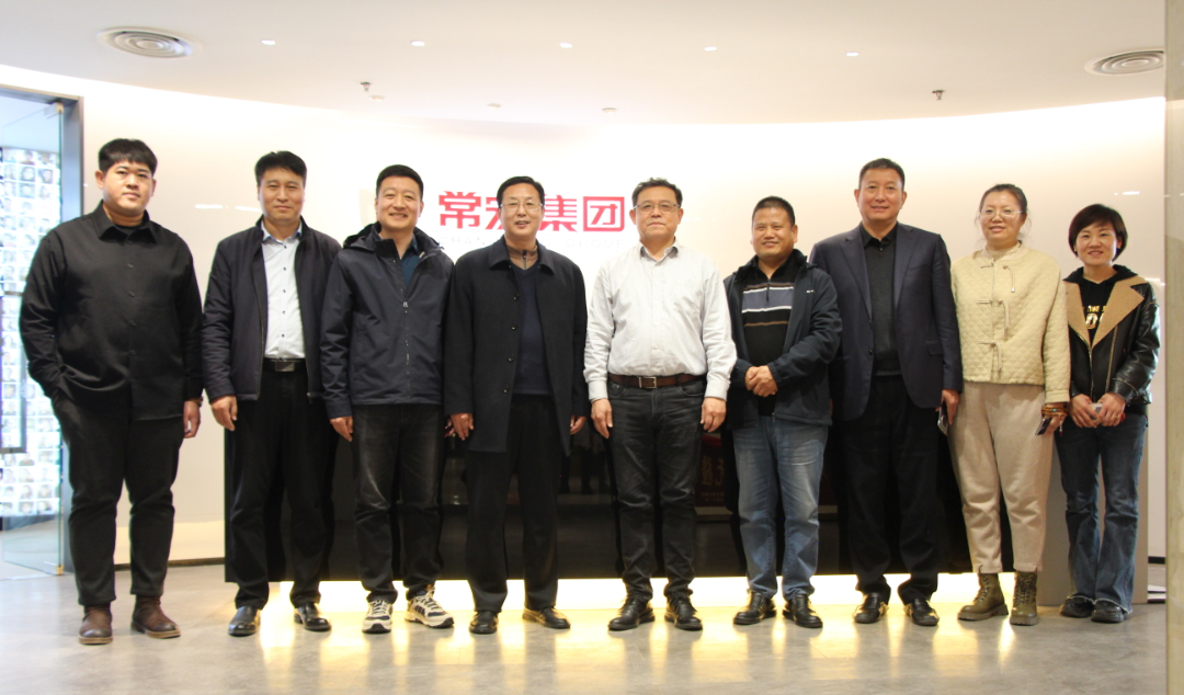 河北农业大学、石家庄市新华区领导到访大红鹰dhy考察调研