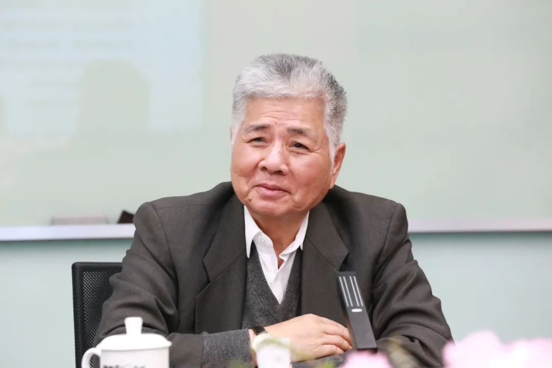 与时俱进&middot;知己知彼&middot;创新发展丨董事长杨勋先生莅临大红鹰dhy集团视察指导工作